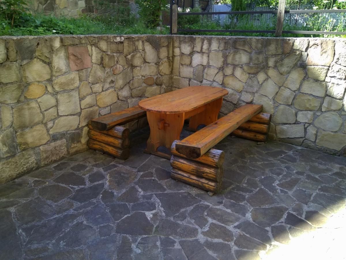 Отель Oskolok Dovbusha Mini-Hotel Яремче-13