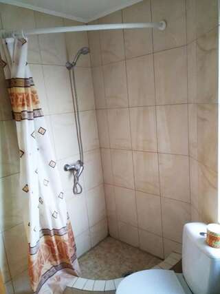 Отель Oskolok Dovbusha Mini-Hotel Яремче Стандартные апартаменты-6