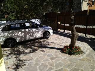 Отель Oskolok Dovbusha Mini-Hotel Яремче-4