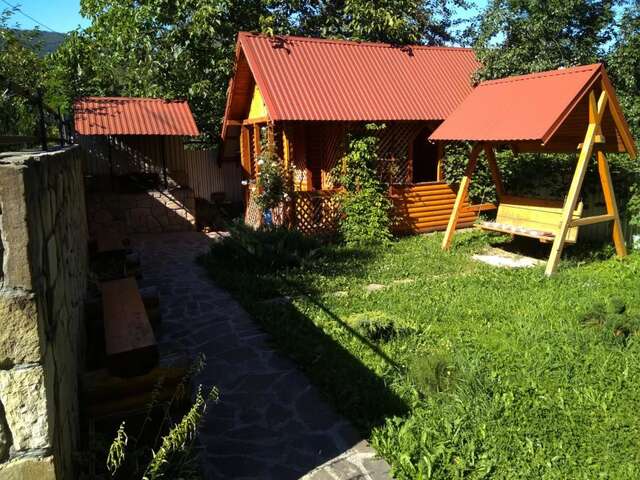 Отель Oskolok Dovbusha Mini-Hotel Яремче-9